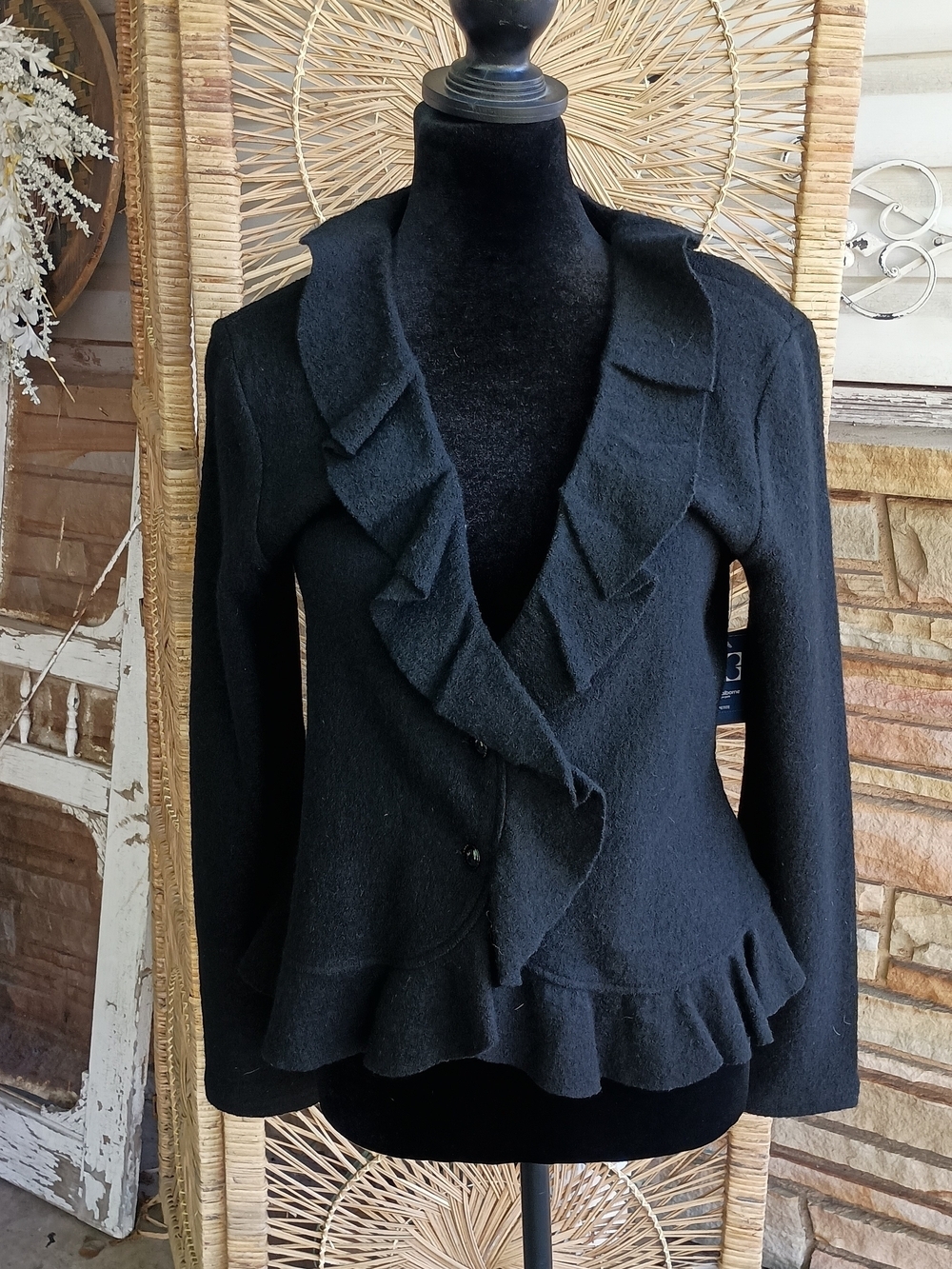 NWT Liz Claiborne 100% Wool Black Ruffle-Front Blazer_PL Petite